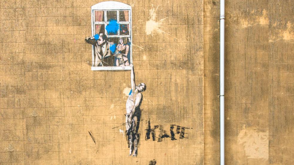 banksy well hung lover
